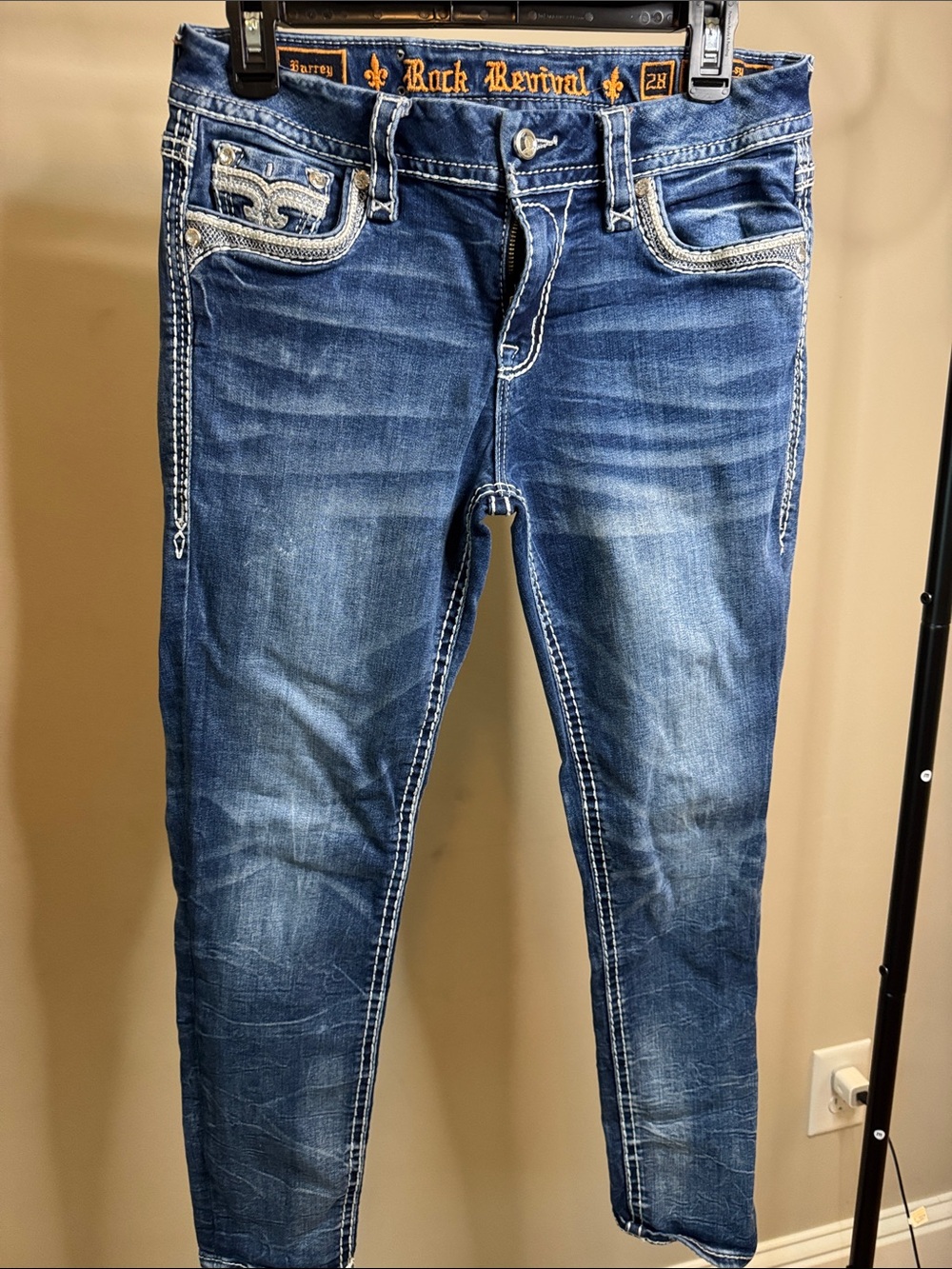 Rock Revival Women's Medium Blue Skinny Jeans with White Stitching